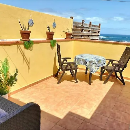 Atico De Carlo Con Vistas Al Mar Y Terraza *